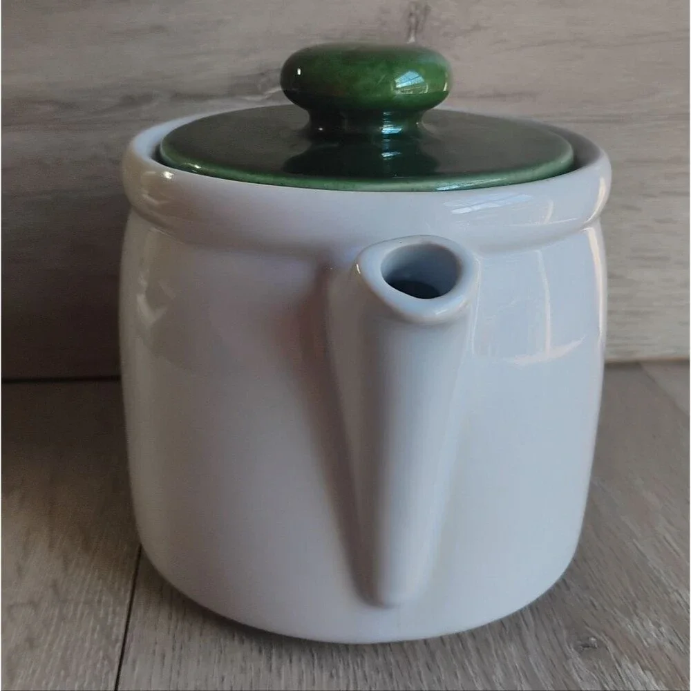 McCoy Teapot & Lid Clay Pottery Drip Glazed Vintage USA 5 Cups
